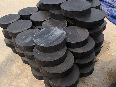 保康县板式橡胶支座由若干层橡胶片与薄钢板经加压硫化